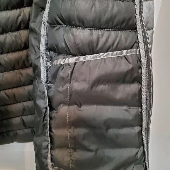 Esmara Silver Metallic Puffer Jacket with Hood, Women's size M - Picture 6 of 9